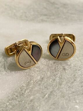 Valentino Mother of Pearl Inlaid Cuff Links Vintage